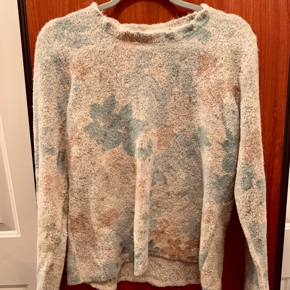 JH Collectibles Womens Sweater size xl